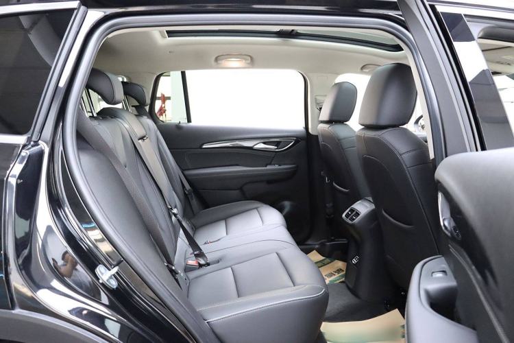 Used Buick Envision 2022 Encore Plus 652T Five-Seat Luxury Model
