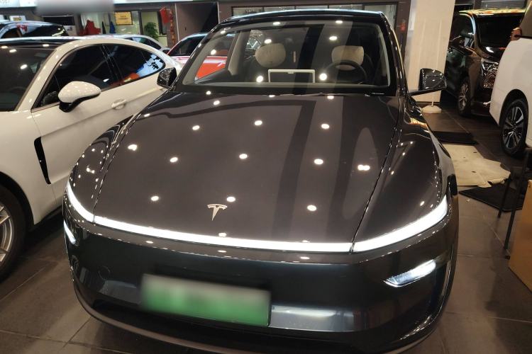 Used Tesla Model Y 2025 Rear-Wheel Drive First Edition
