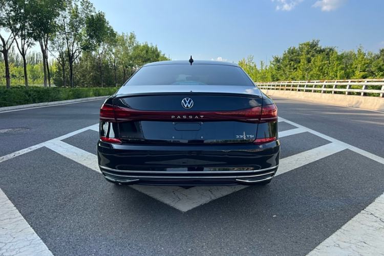 Used Volkswagen Passat 2024 330TSI Starry Elite Edition
