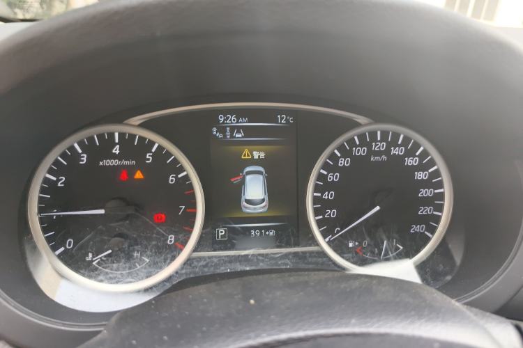 Used Nissan Tiida 2016 1.6L CVT ZhiZun Edition
