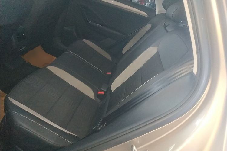 Used Volkswagen T-ROC 2018 230TSI DSG Two-Wheel Drive Advanced Version China V Standard