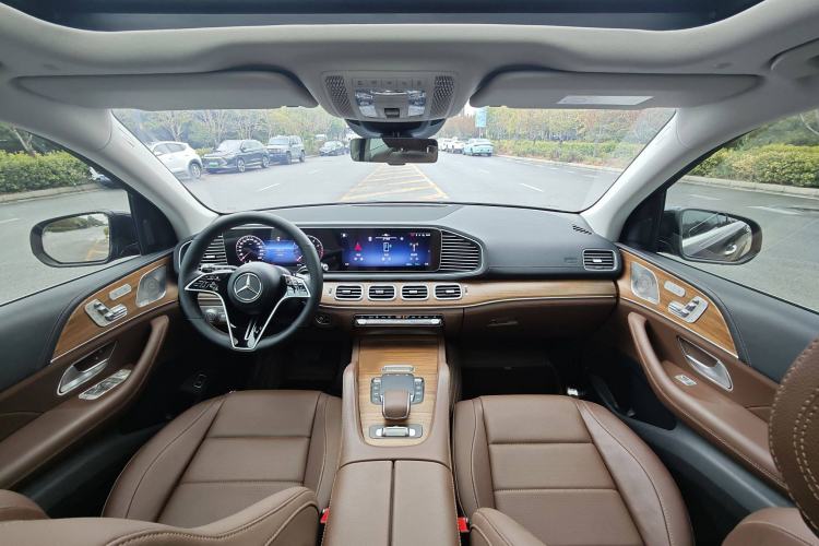 Used Mercedes-Benz GLE 2024 GLE 450 4MATIC Stylish Model
