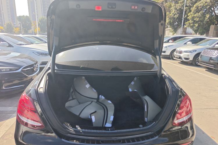 Used Mercedes-Benz E-Class 2019 Restyled E 300 L Sport Luxury Edition
