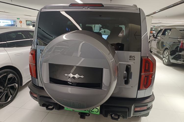 Used  Leopard 5 2023 Navigator Edition
