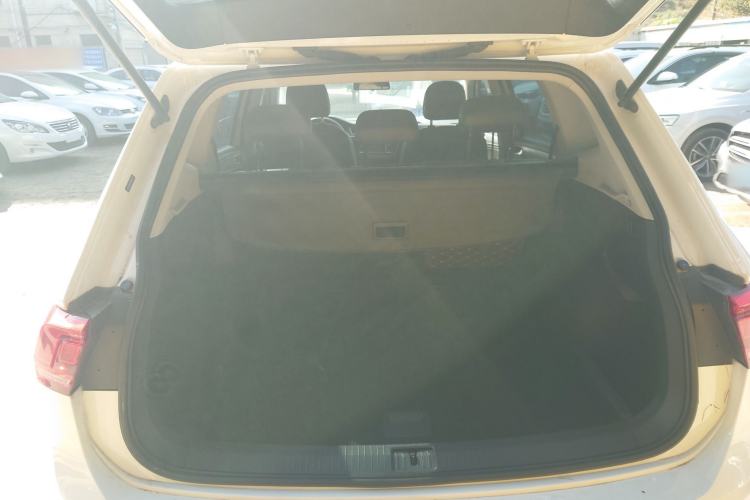 Used Volkswagen Tiguan L 2021 330TSI Automatic Two-Wheel Drive Comfort Edition
