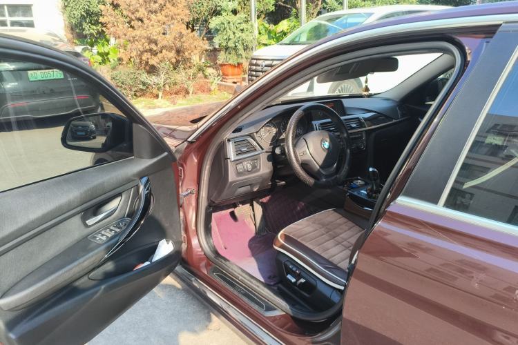 TDK.VehicleDetails.img