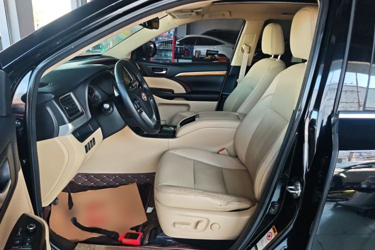 Used Toyota Highlander 2015 2.0T Two-Wheel Drive Luxury Edition 7 Seats