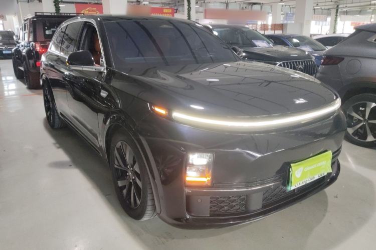 Used Li Auto L7 2023 Pro Model
