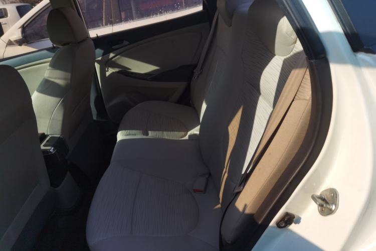 Used Hyundai Verna 2016 1.4L Manual Smart GLS Trim