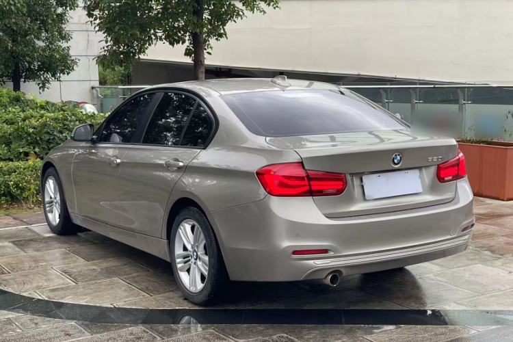 Used BMW 3 Series 2016 320i Fashion Model
