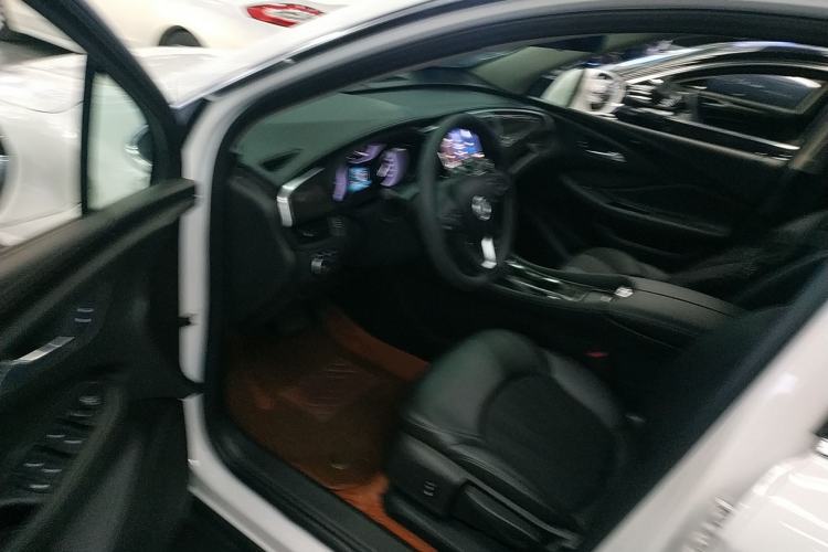 Used Buick Envision 2020 20T Two-Wheel Drive Leading Version
