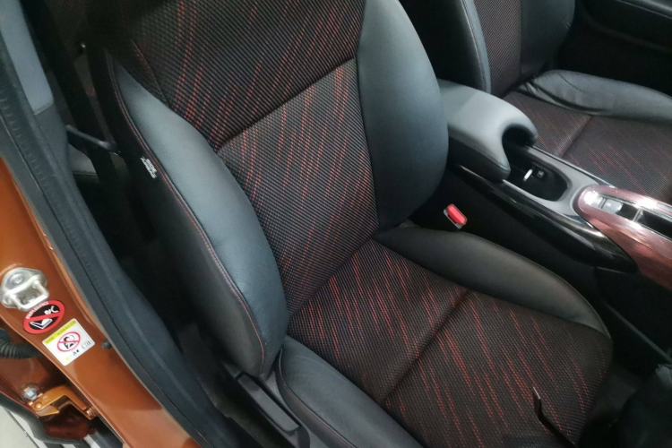 Used Honda XR-V 2015 1.8L EXi CVT Comfort Version
