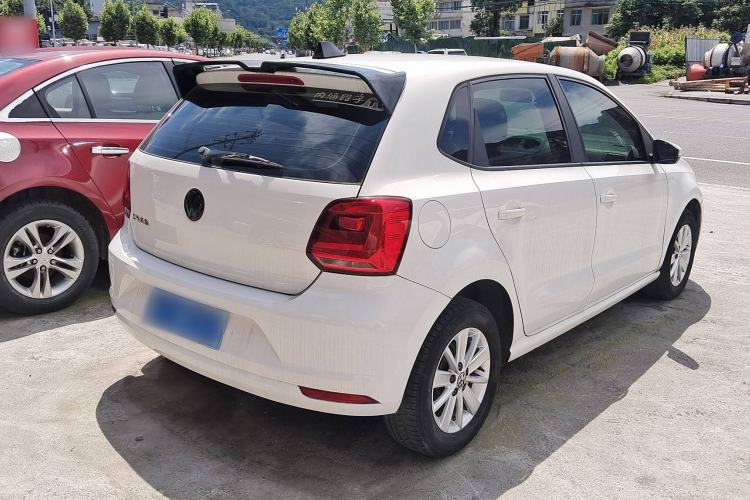 Used Volkswagen Polo 2016 1.4L Manual Fashion Model
