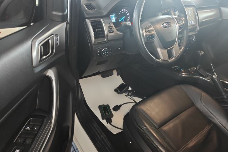 Used Ford Everest 2017 2.0T Gasoline Automatic 4x4 Luxury Edition 5 Seats