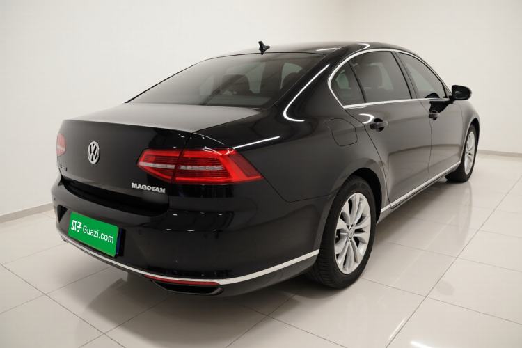 Used Volkswagen Magotan 2017 380TSI DSG Luxury Model
