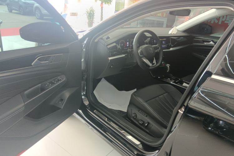 Used Volkswagen Passat 2025 Outstanding Model 380TSI Starry Dragon Edition
