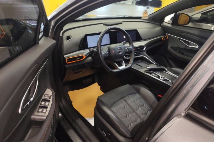 Used Changan UNI-T 2022 1.5T Prestige Version