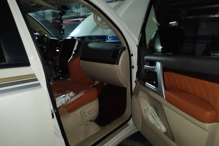 Used Toyota Land Cruiser 2016 4.0L Automatic GX-R
