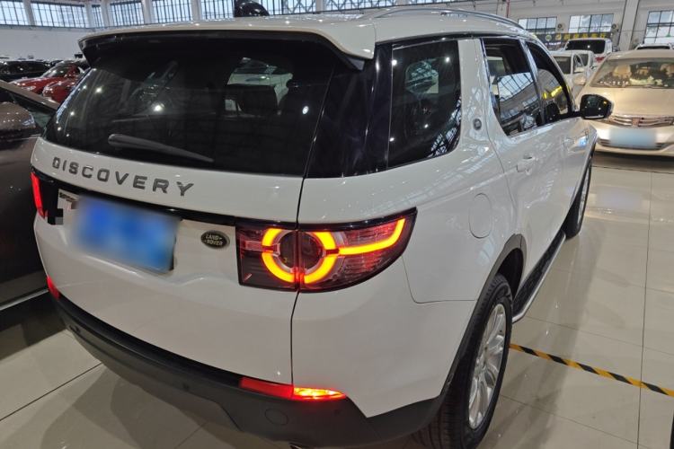 Used Land Rover Discovery Sport 2019 240 PS SE Version China VI Standard

