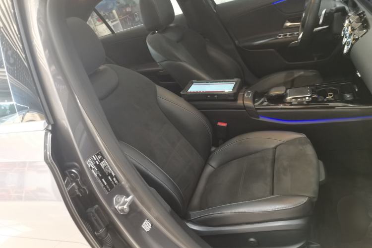 Used Mercedes-Benz A-Class 2021 A 200 L Sport Sedan Fashion Model
