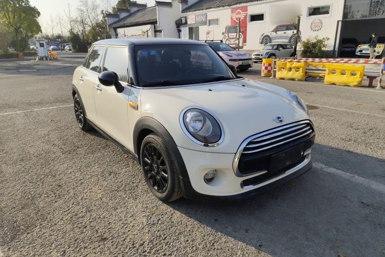 Used  MINI 2016 1.5T COOPER Five-Door Edition
