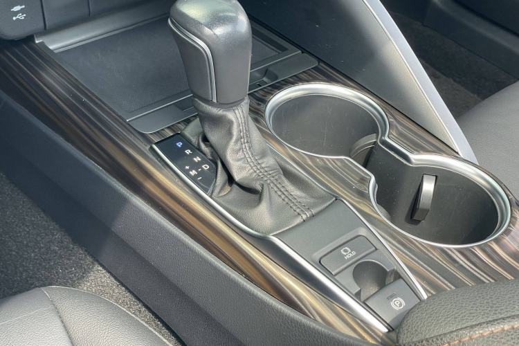 Used Toyota Camry 2019 Revised Version 2.0G Luxury Edition