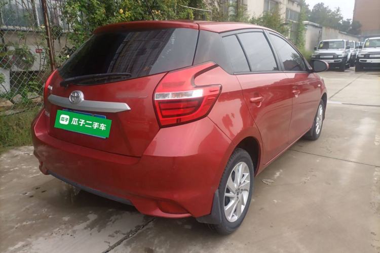 Used Toyota YARiS L 2016 Revised Version 1.5G CVT with Dynamic Sunroof
