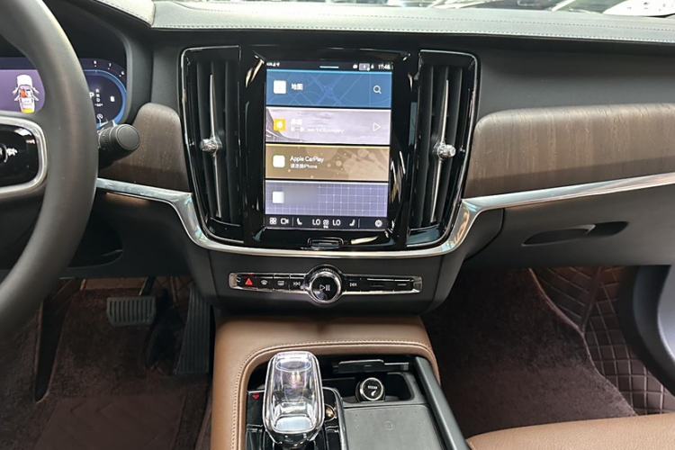 Used Volvo S90 2024 B5 Zhiyuan Luxury Edition
