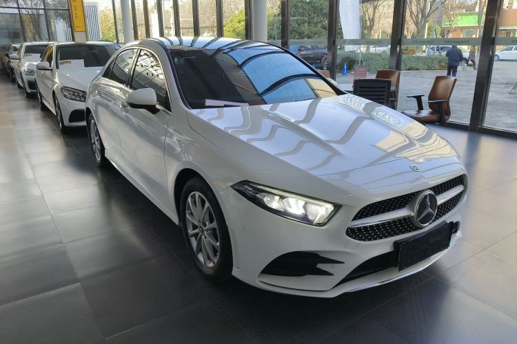 Used Mercedes-Benz A-Class 2022 Restyled A 200 L Sport Sedan Fashion Version
