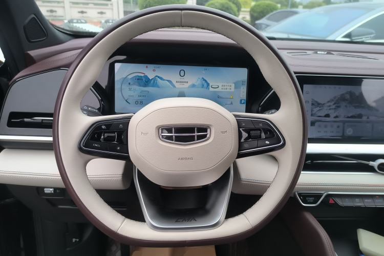 Used Geely Auto Monjaro L 2021 2.0TD DCT EVO Two-Wheel Drive Prestige Version
