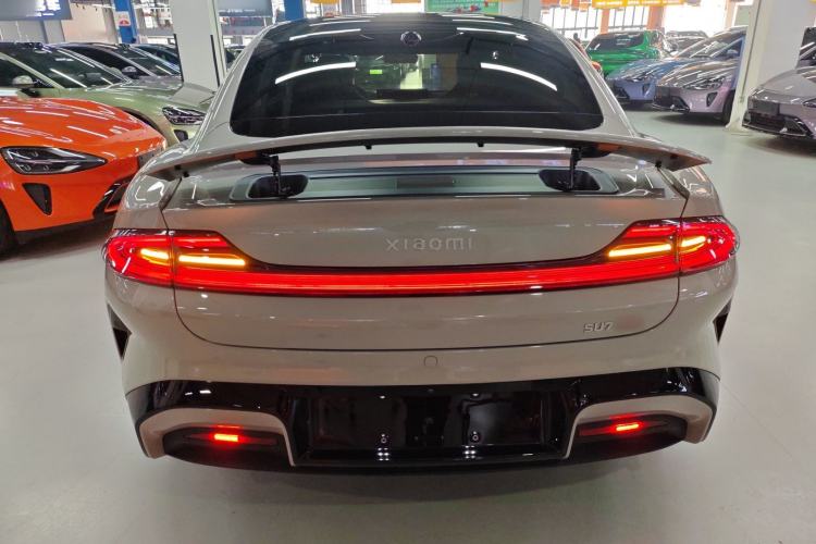 Used  SU7 2024 Four-Wheel Drive Ultra-Long Range Advanced Intelligent Driving Max Edition
