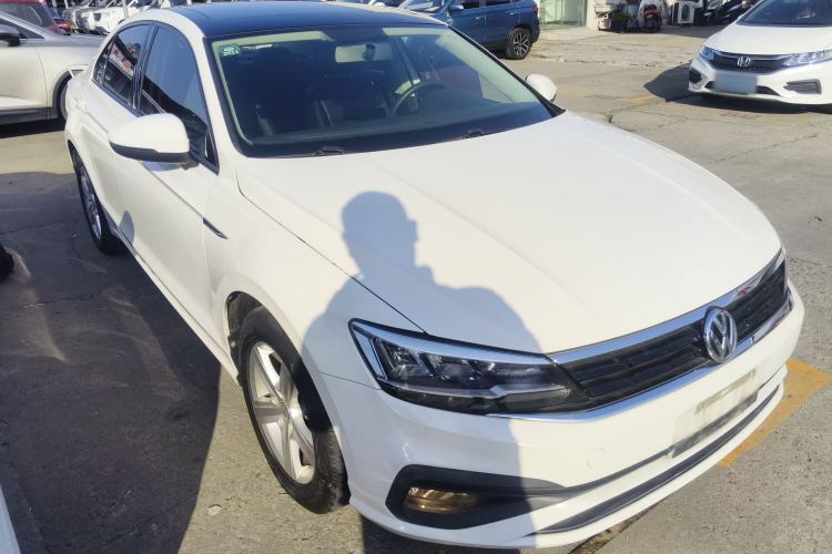 Used Volkswagen Lamando 2019 230TSI DSG Fashion Edition China VI
