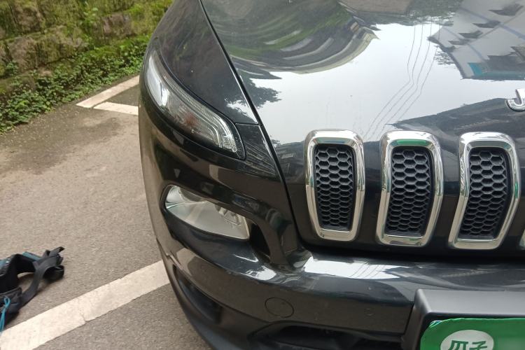 Used  Cherokee 2016 2.4L Leading Edition