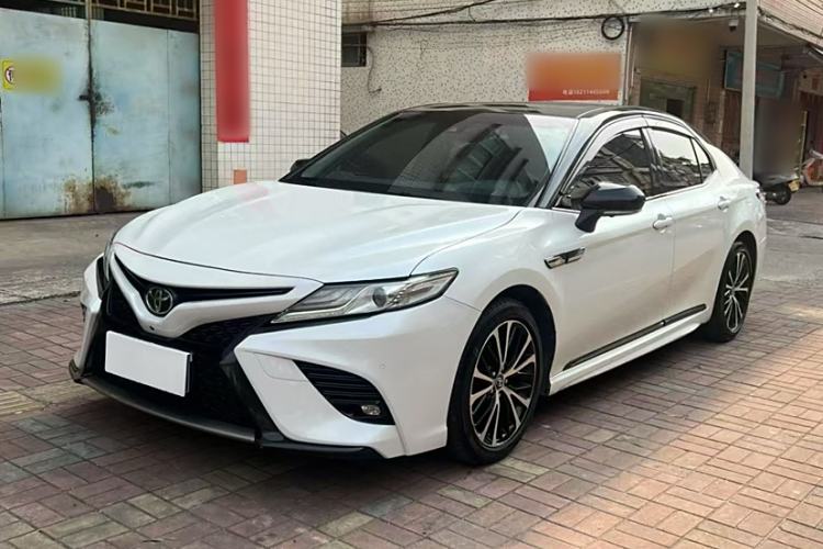 Used Toyota Camry 2019 2.5S FENGSHANG Version China VI Standard
