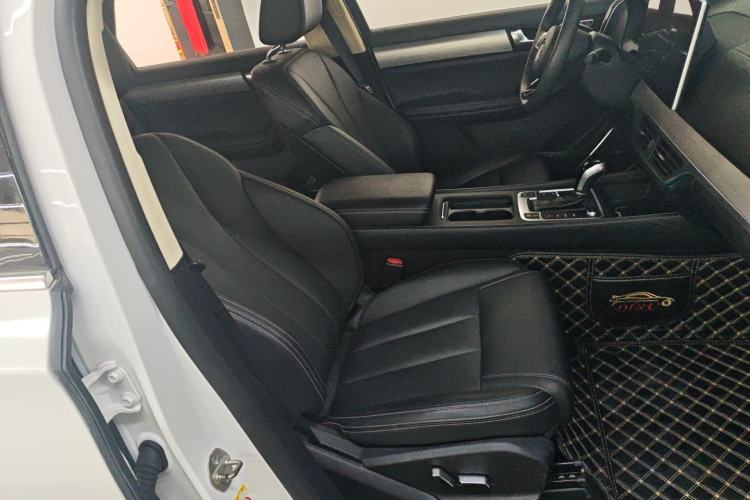 Used BYD Tang 2018 2.0T Automatic SmartConnect Prestige 7-Seater China V Standard
