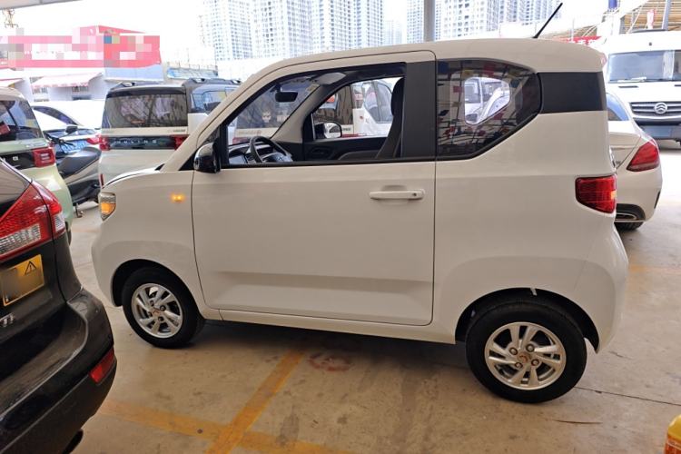 Used Wuling Hongguang MINIEV 2021 Macaron Fashion Model Lithium Iron Phosphate
