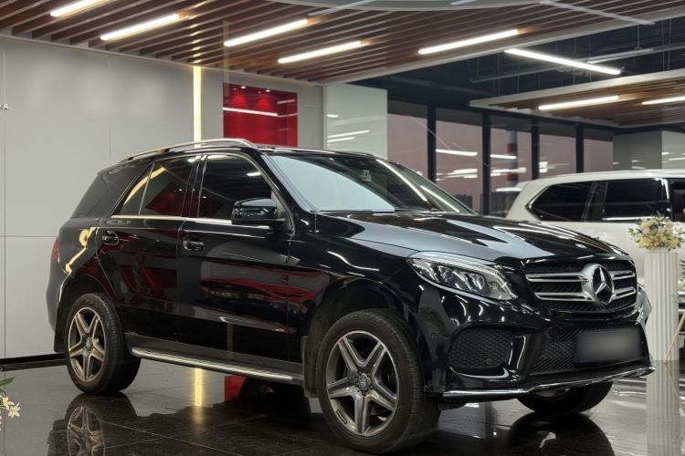 Used Mercedes-Benz GLE 2015 GLE 400 4MATIC
