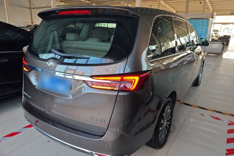 Used Buick GL8 2022 Land Cruiser Executive Class 652T Comfort Model
