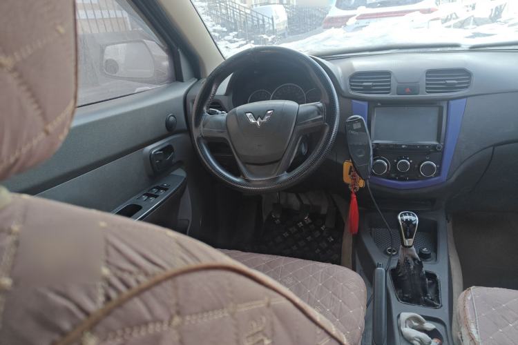 Used Wuling Hongguang 2014 1.5L S Standard Version

