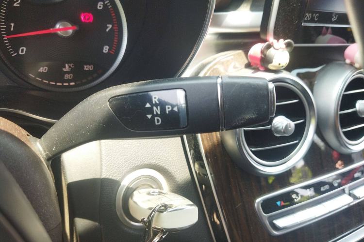 Used Mercedes-Benz GLC 2017 GLC 260 4MATIC Luxury Model