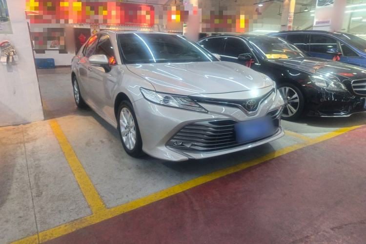 Used Toyota Camry 2019 Revised Version 2.0G Luxury Edition