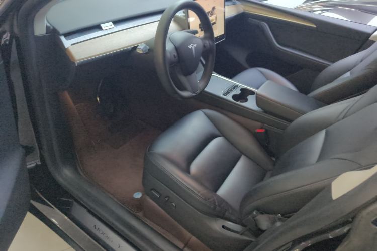 Used Tesla Model Y 2022 Rear-Wheel-Drive Version
