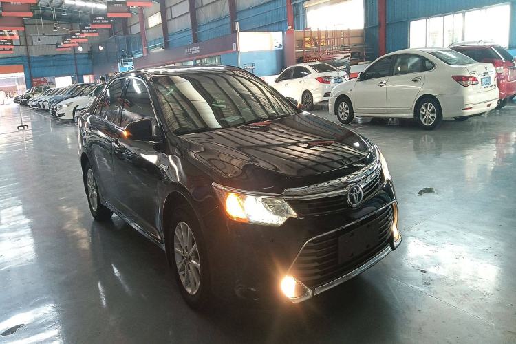 Used Toyota Camry 2015 Dual-Engine 2.5 HG Luxury Navigation Edition
