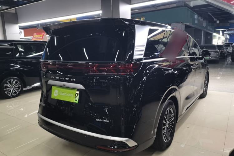 Used Denza D9 2022 DM-i 970 Four-Wheel Drive Flagship Model
