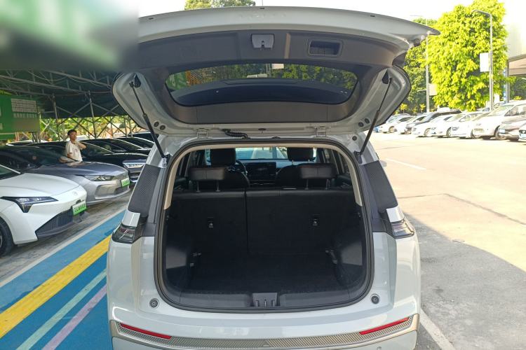 Used AION Y 2023 Plus 510 Enjoy Edition
