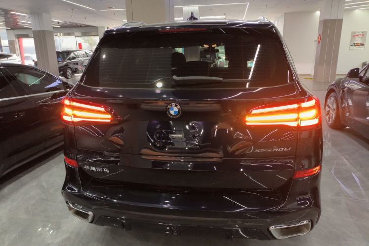 Used BMW X5 2022 Restyled xDrive 30Li Luxury Version M Sport Package