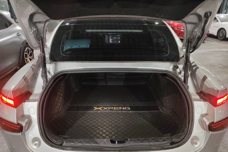 Used XPeng P7 2022 670N+