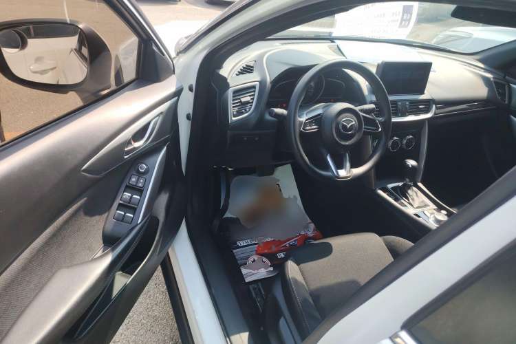 Used Mazda CX-4 2018 2.0L Automatic Two-Wheel Drive Blue Sky Dynamic Version China V Standard
