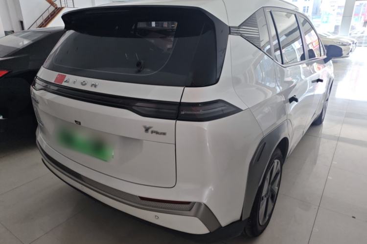 Used AION Y 2023 Plus 510 Executive Edition