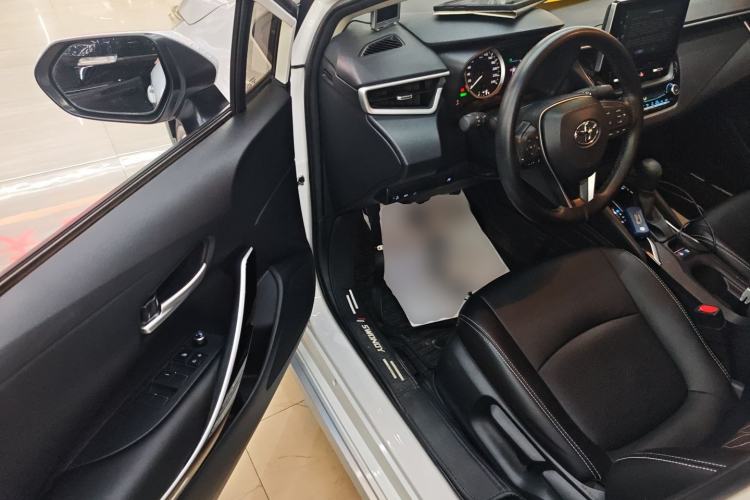 Used Toyota Corolla 2021 Dual-Motor 1.8L E-CVT Elite Edition
